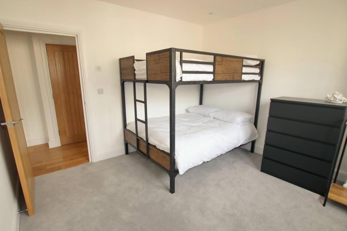 Modern Home For Small Groups By Stones Throw Apartments - Free Parking - Sea View Worthing Exterior foto