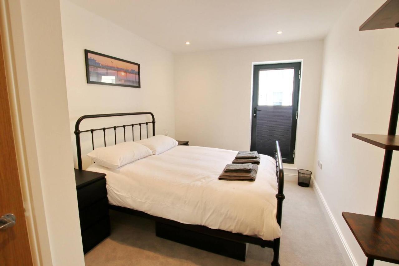 Modern Home For Small Groups By Stones Throw Apartments - Free Parking - Sea View Worthing Exterior foto